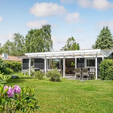 2 Bedroom Beautiful In * Gilleleje